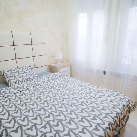 Piso Acogedor En Madrid Centro Apartment Ngoại thất bức ảnh