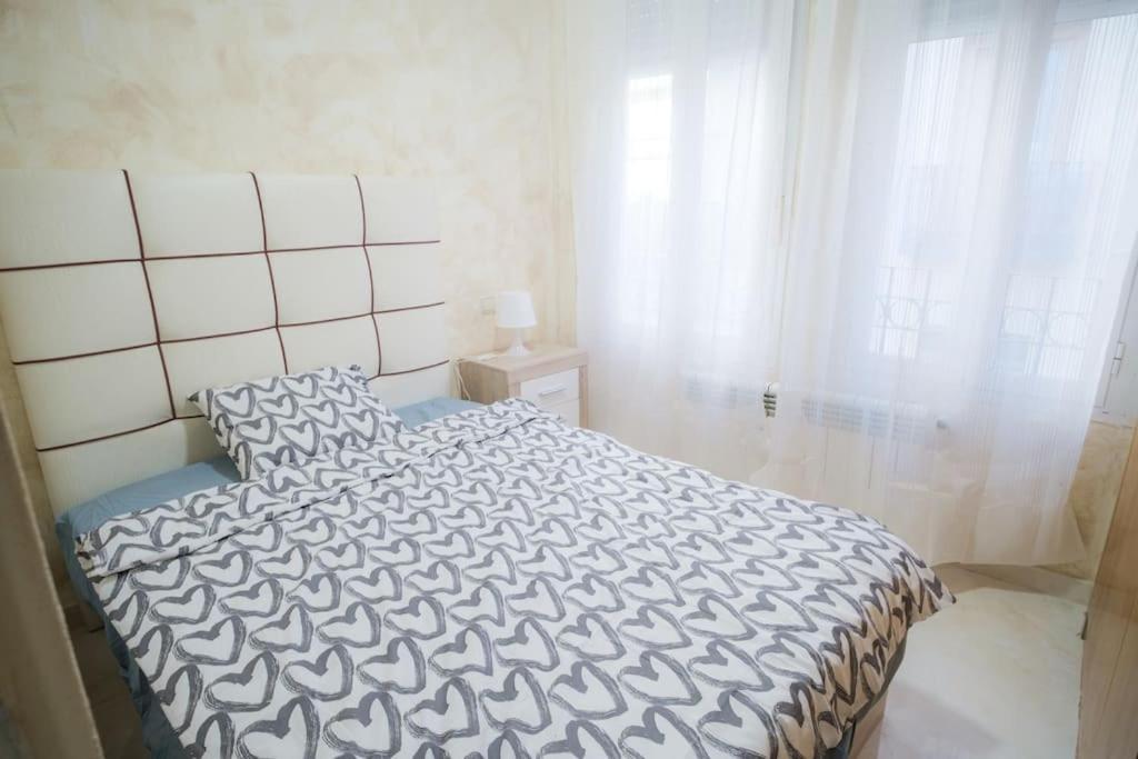 Piso Acogedor En Madrid Centro Apartment Ngoại thất bức ảnh