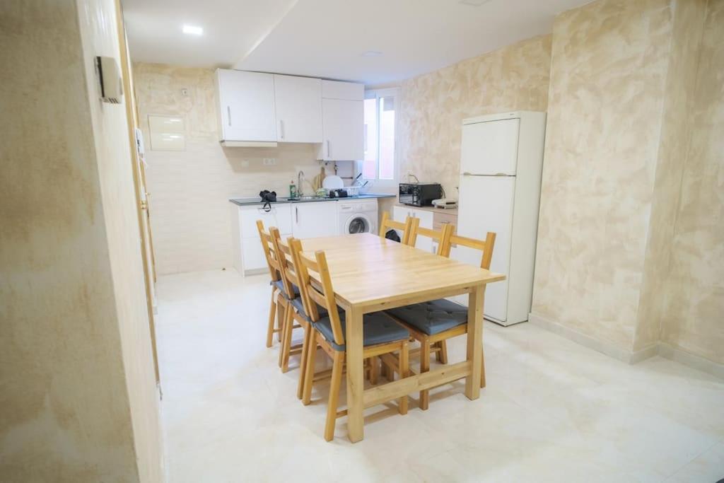 Piso Acogedor En Madrid Centro Apartment Ngoại thất bức ảnh