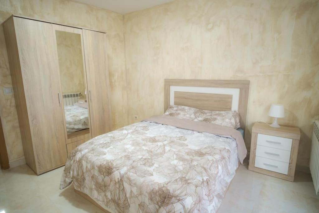 Piso Acogedor En Madrid Centro Apartment Ngoại thất bức ảnh